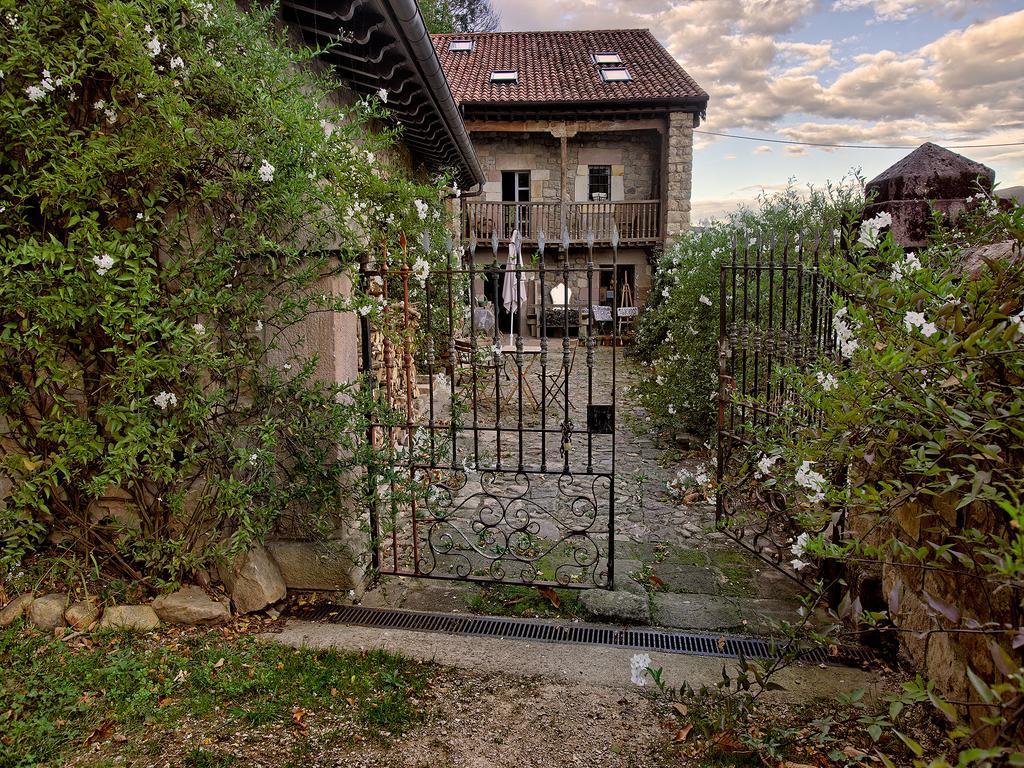 La Curva De Maria Guest House Terán Екстериор снимка