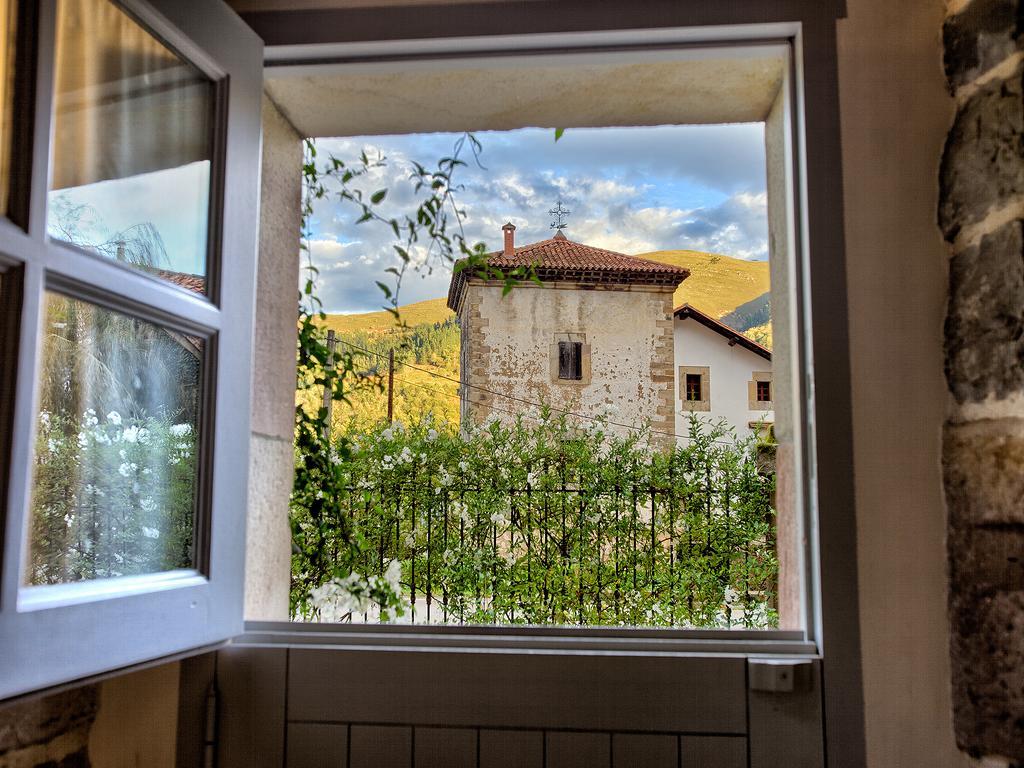 La Curva De Maria Guest House Terán Екстериор снимка
